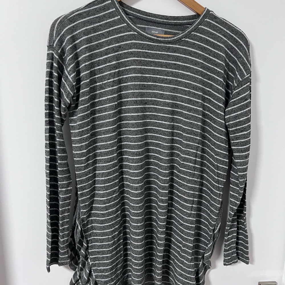 Aerie Gray Striped Long-Sleeved Women’s Shirt